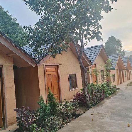 Hong Thu Homestay & Bungalow Quan Ba Kamer foto